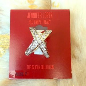 Jennifer Lopez Red Carpet Ready CZ cocktail ring